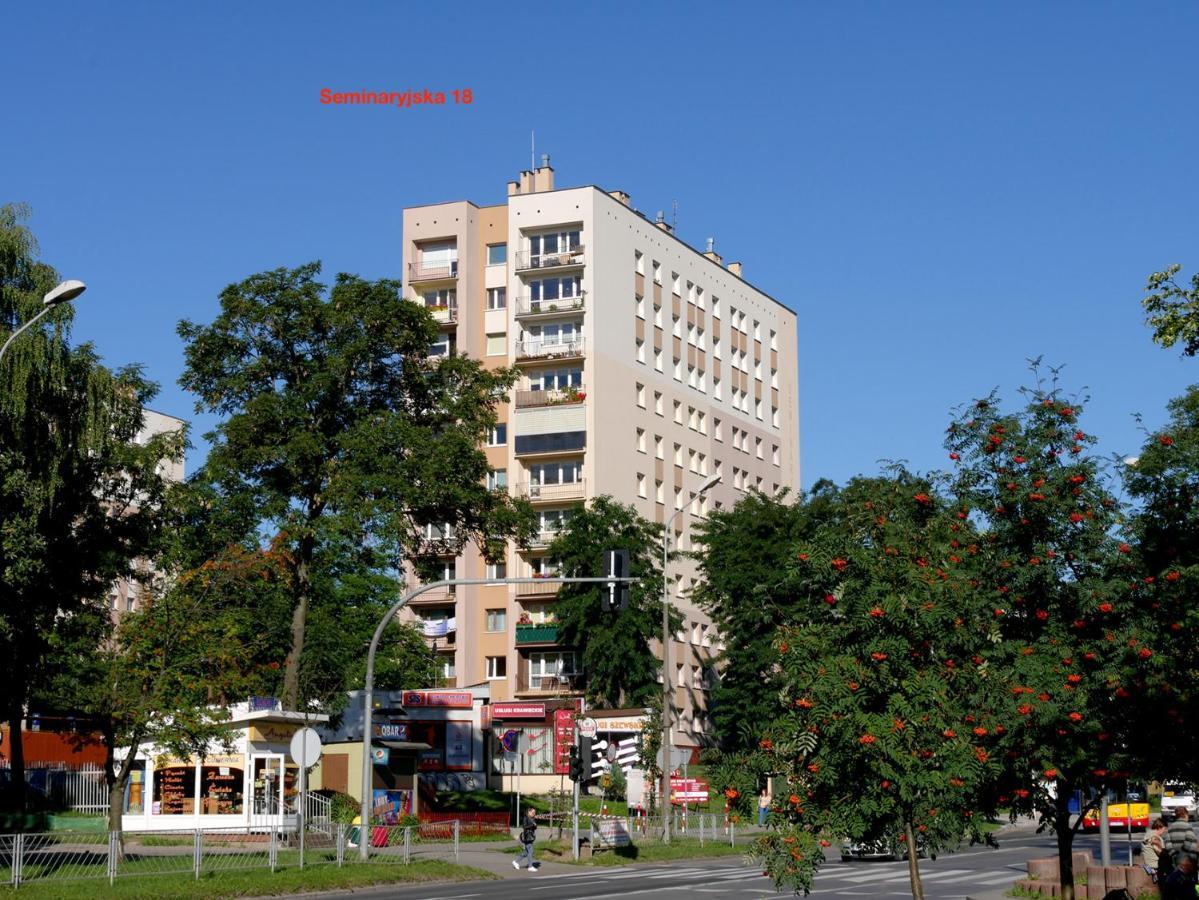 Lokum Seminaryjska Apartament Z Darmowym Parkingiem Kielce Exterior photo