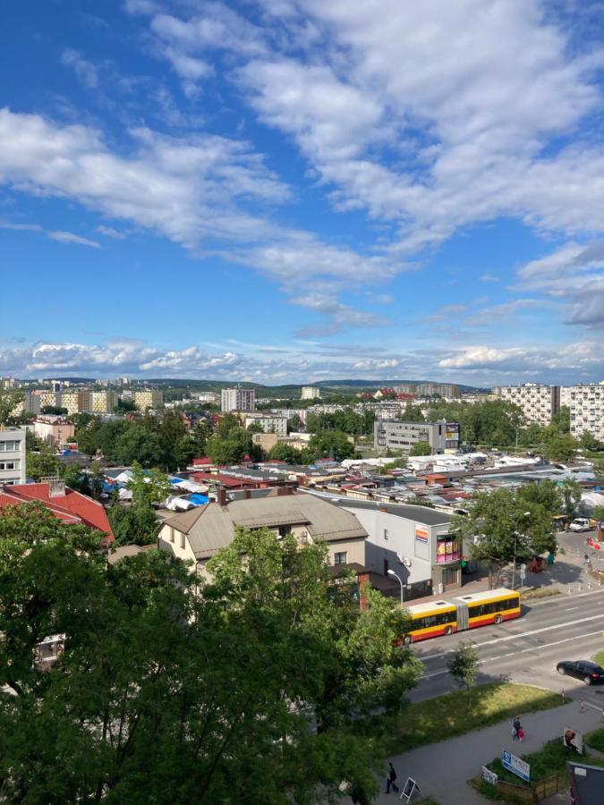 Lokum Seminaryjska Apartament Z Darmowym Parkingiem Kielce Exterior photo